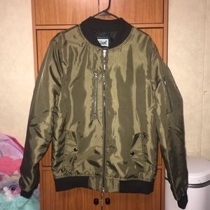 Beautiful Giant Jacket Mens (L) Army Green